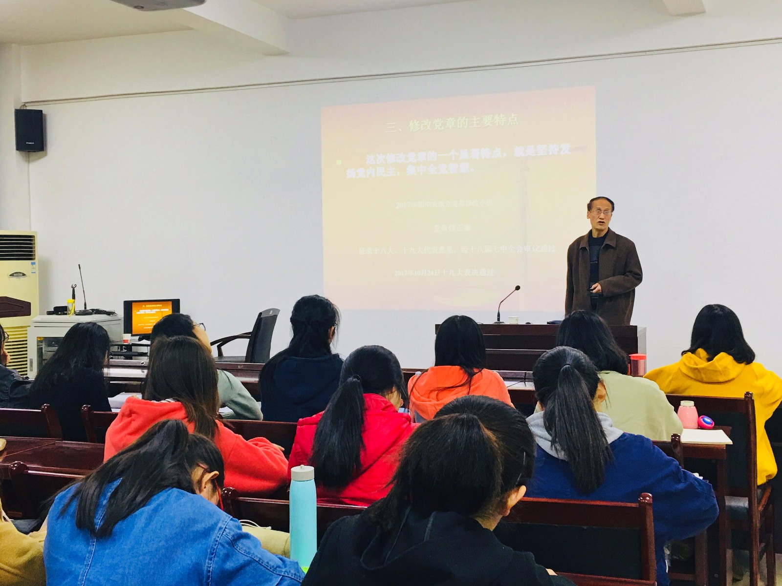 IMG_E3678.JPG IMG_E3678.JPG