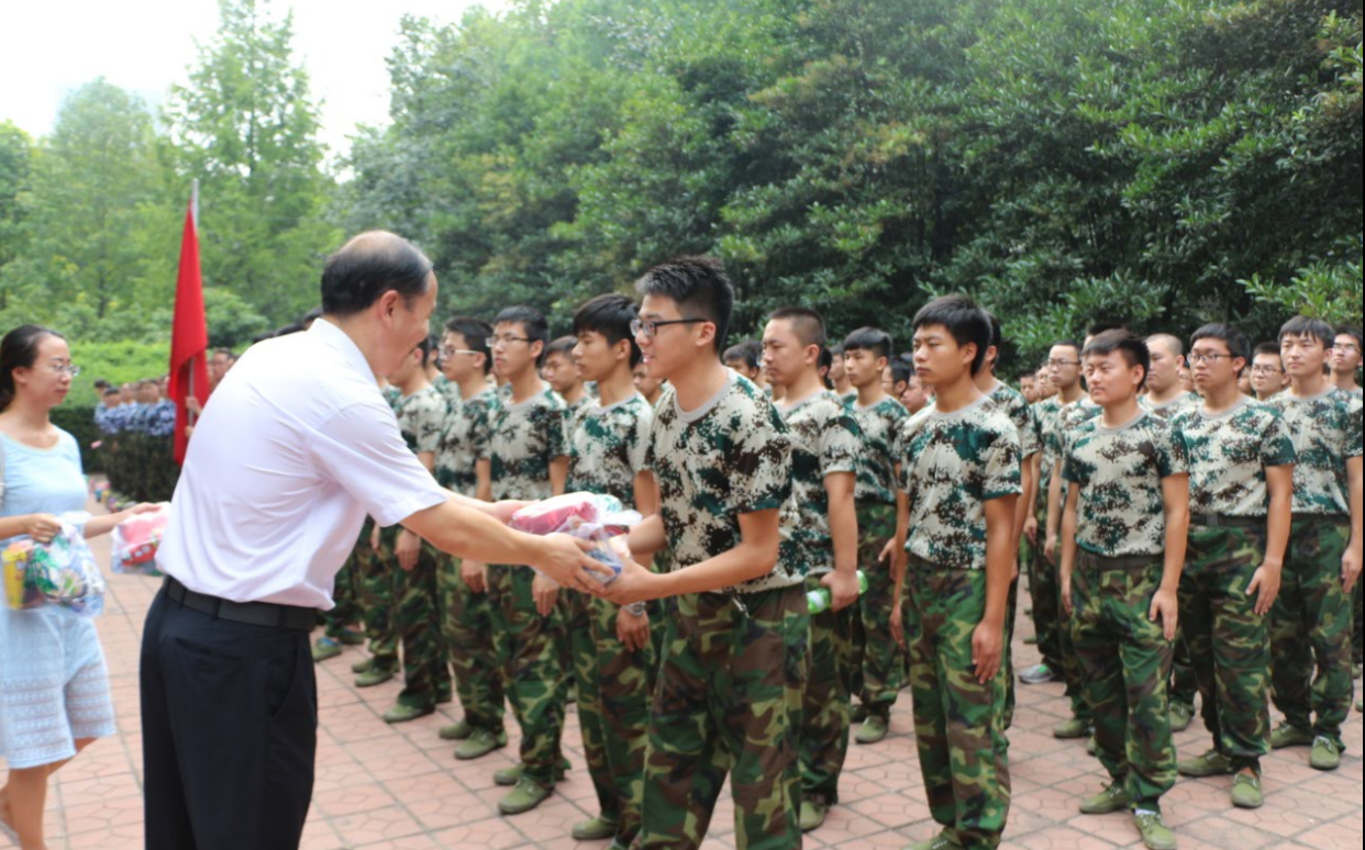 QQ截图20160821205404.png QQ截图20160821205404.png